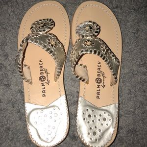 NEVER WORN jack rogers!!